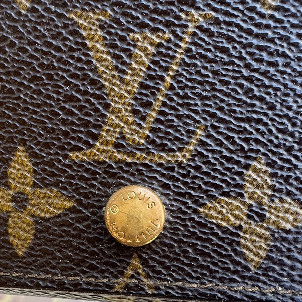 Authentic Louis Vuitton Monogram Wallet - Picture 3 of 10